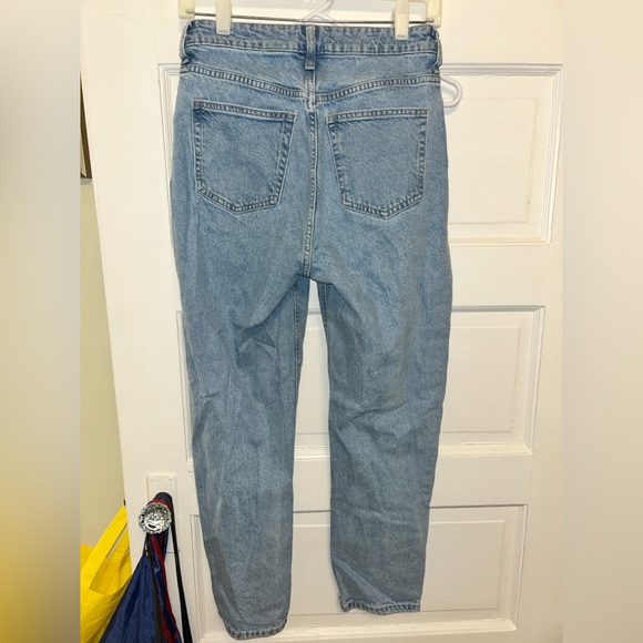 ✨Mom Jeans✨ H&M - Picture 2 of 3